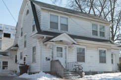 4 Valley Ave. – 5 Bed, 2 Bath